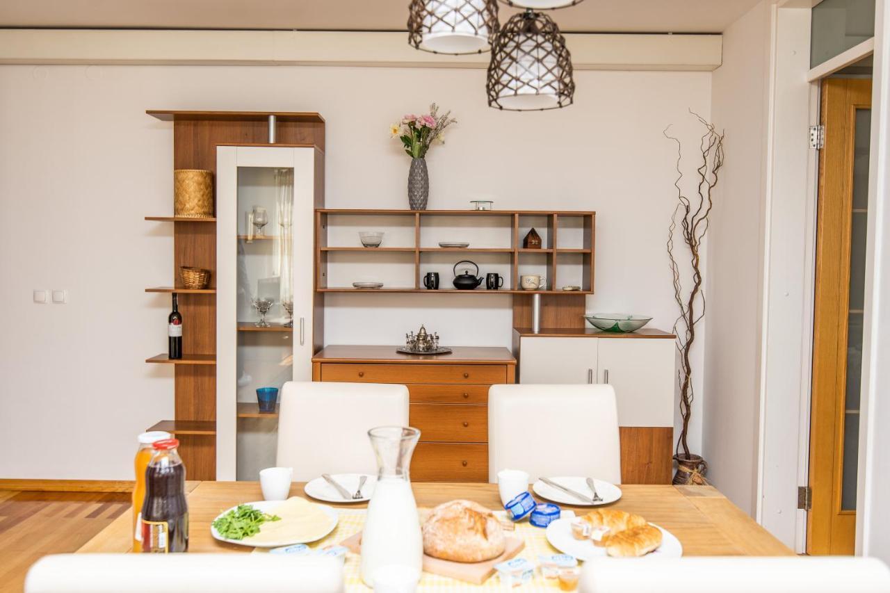 Modern 2Bdr Apartment In The Center- Free Parking 사라예보 외부 사진