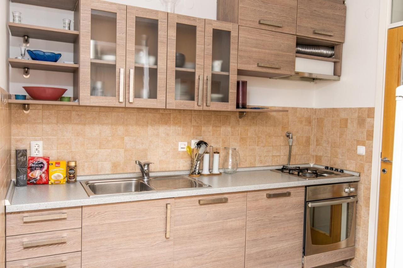 Modern 2Bdr Apartment In The Center- Free Parking 사라예보 외부 사진